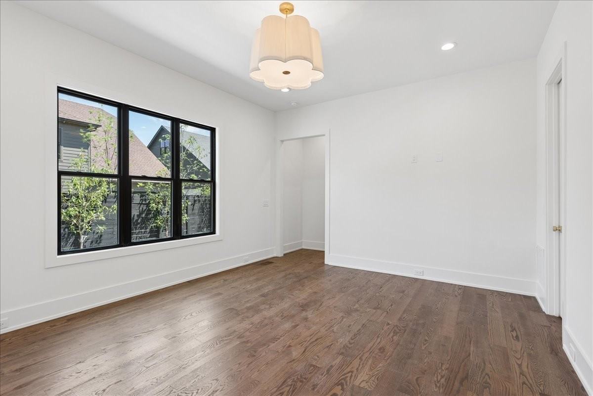 508 Stonewall Way - Photo 7 of 14