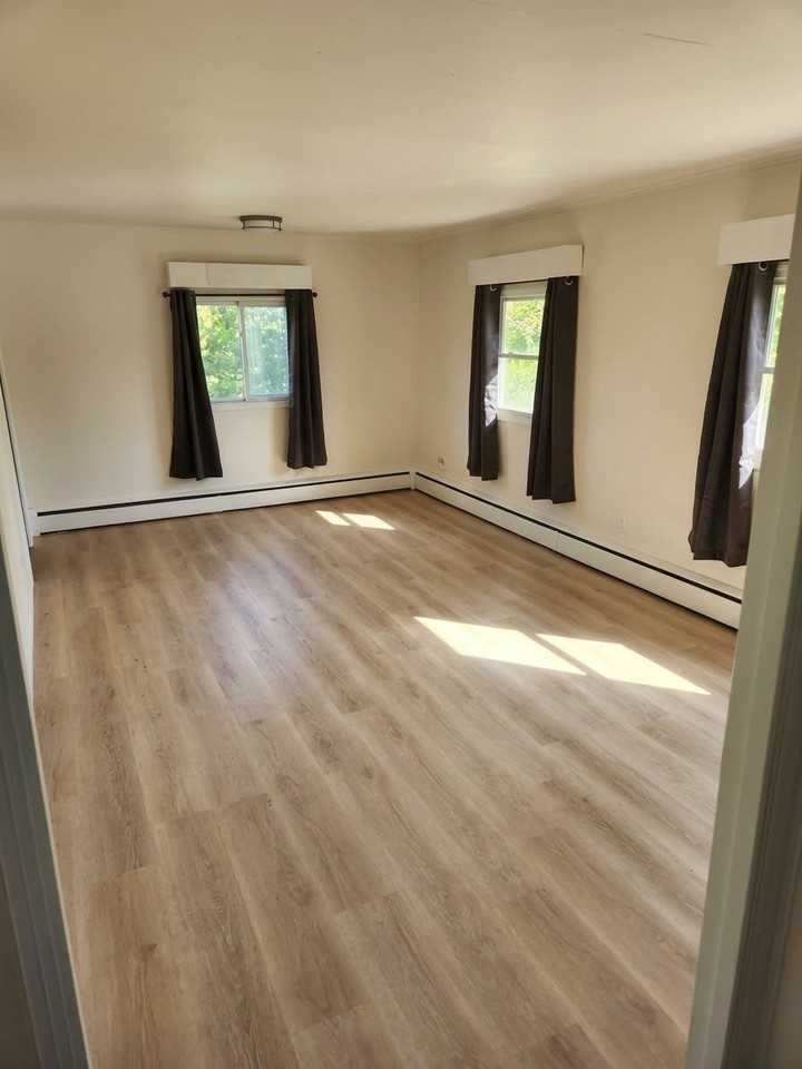 1599 Ridge Rd - Photo 2 of 8