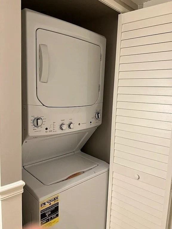65 Lake Ave - Photo 5 of 20