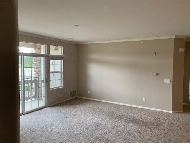 1575 Olympia Cir #204 - Photo 5 of 18