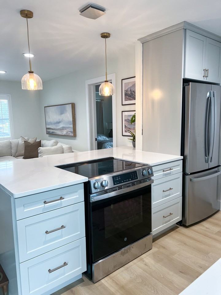 1790 Mississippi Ave Ne - Photo 2 of 16