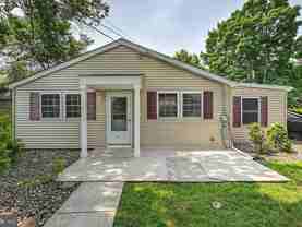 227 Hamilton Ave - Photo 1 of 1