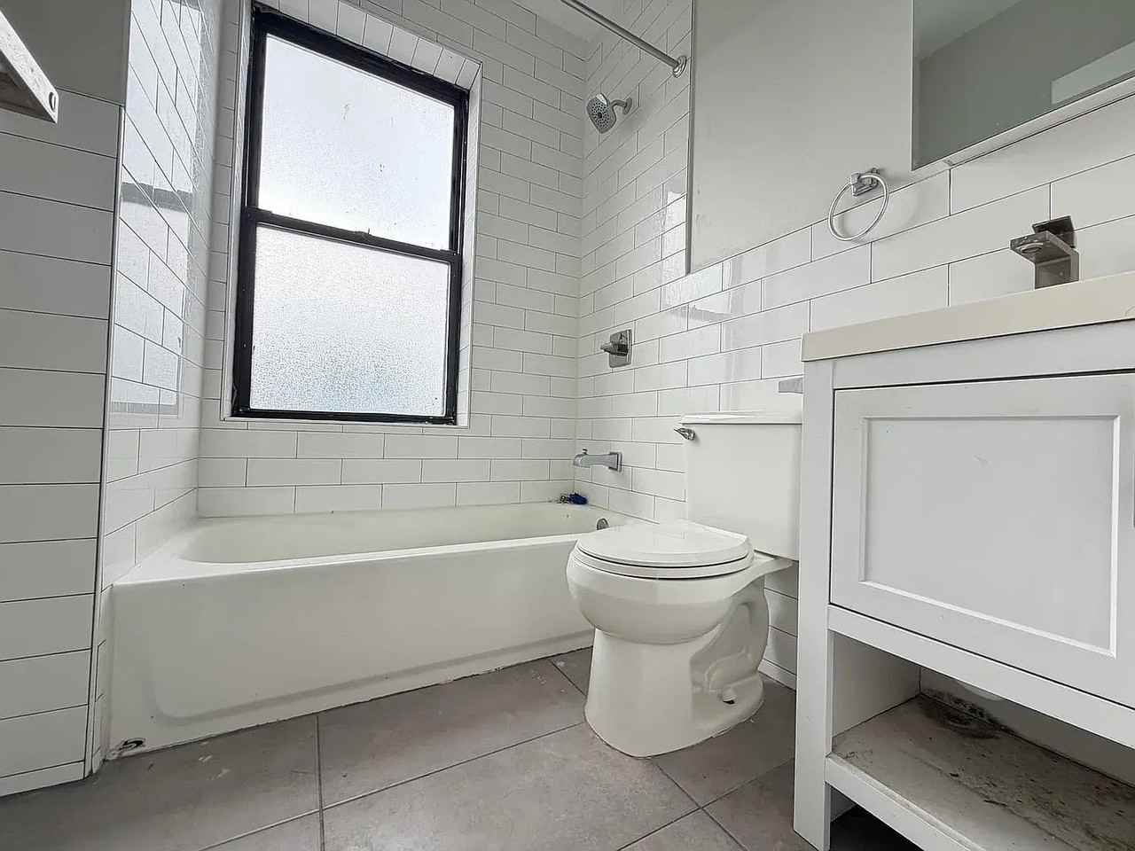 157 Bergen Ave #33 - Photo 4 of 4