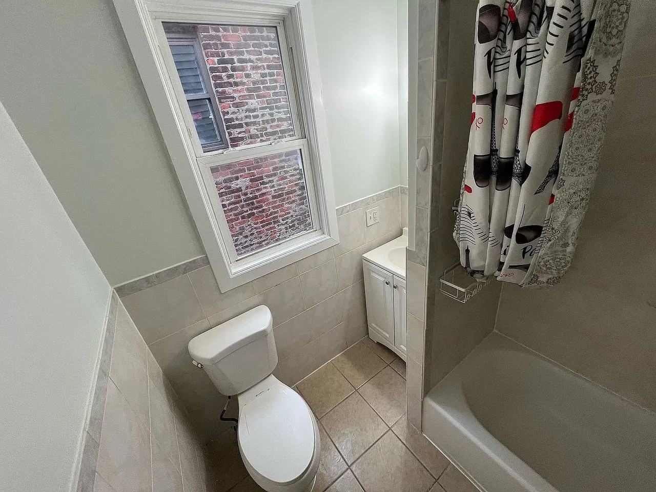 140 Wilkinson Ave #3R - Photo 6 of 6