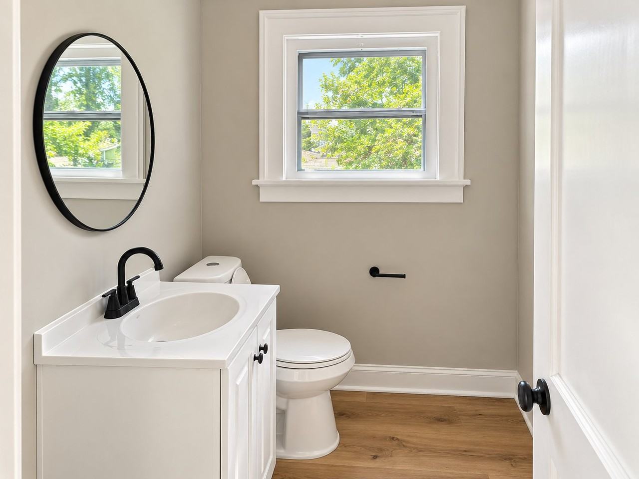 3326 Beechwood Ave - Photo 3 of 12