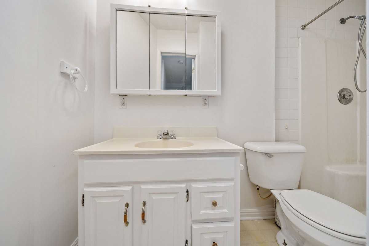 12218 Southeast #12216S800E - Photo 4 of 15