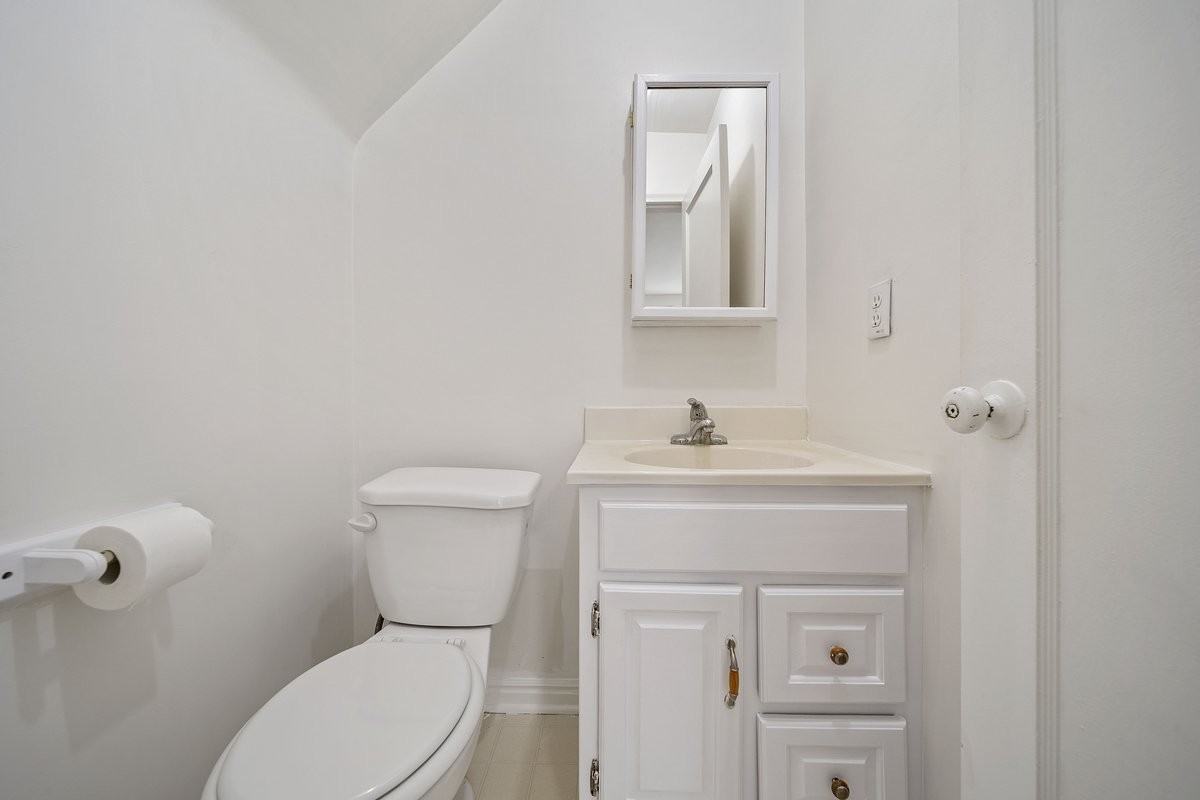 12218 Southeast #12216S800E - Photo 5 of 15