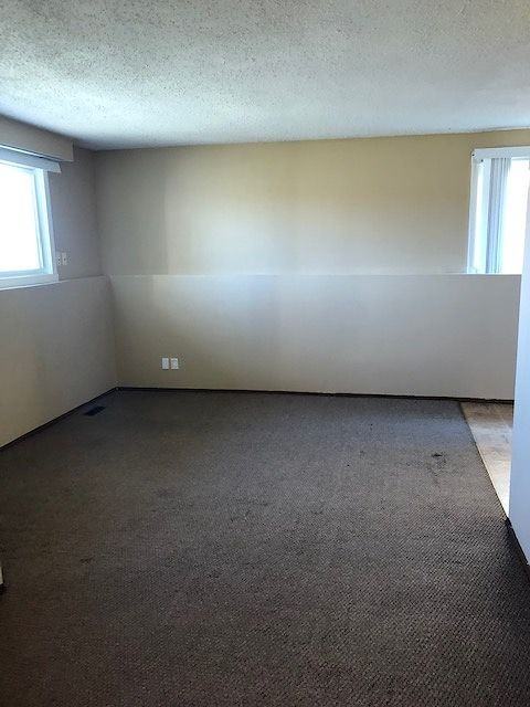 5422 - 5422 48 Avenue - Photo 5 of 5