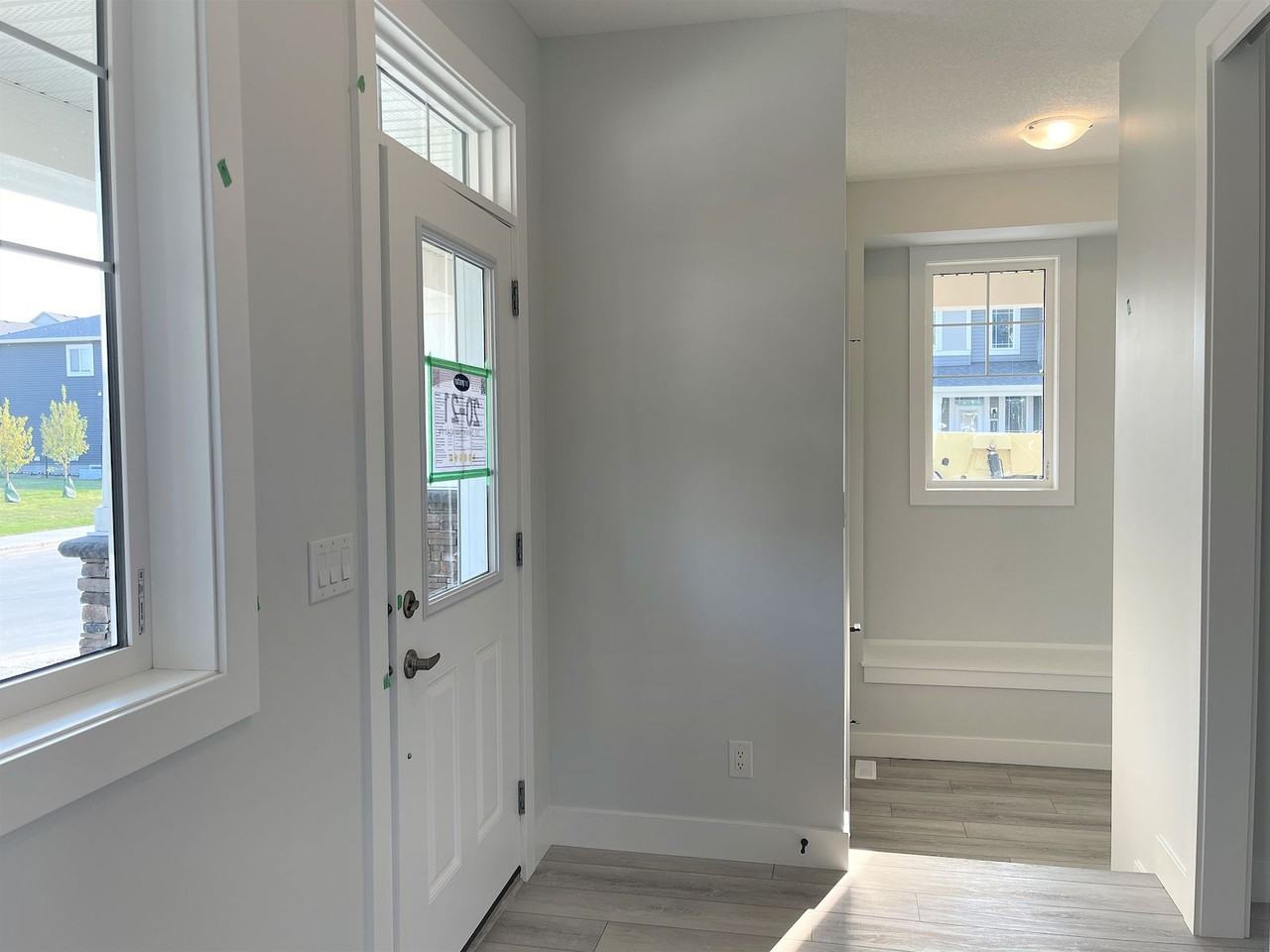 253 Carringham Rd Nw - Photo 6 of 23