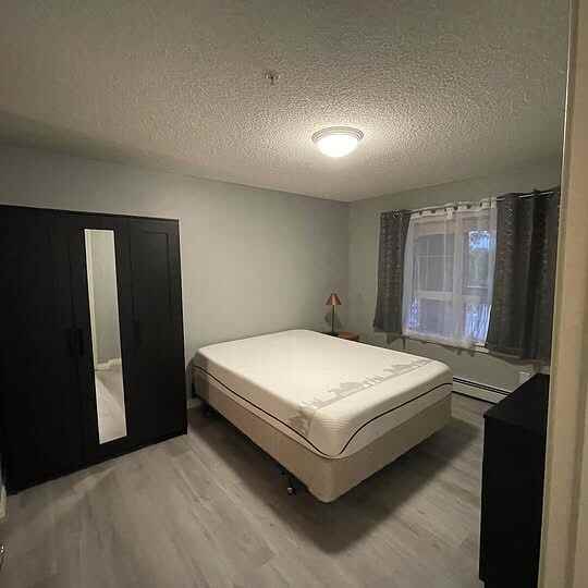 22 Richard Pl Sw - Photo 4 of 13