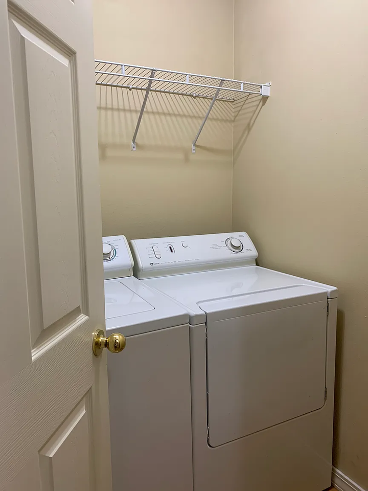 1416 W Sackett St #1416 - Photo 6 of 7