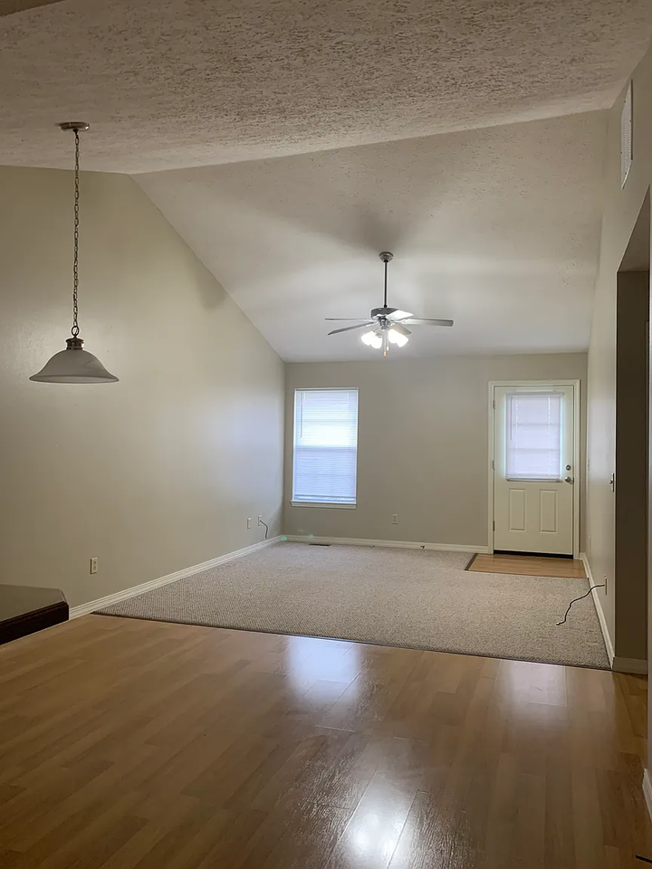 1416 W Sackett St #1416 - Photo 7 of 7