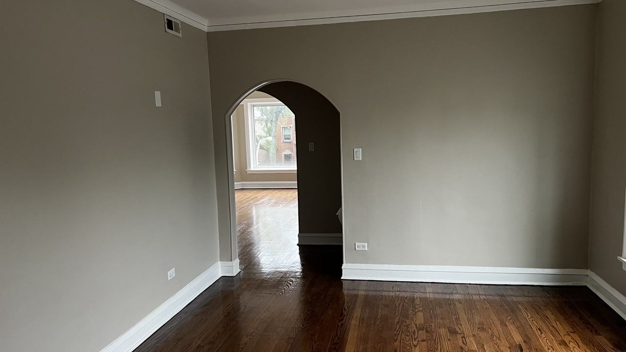 8007 S Indiana Ave #2-2ndFL - Photo 5 of 8