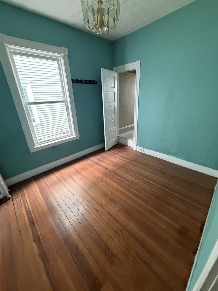 23 Santuit St #3 - Photo 4 of 9