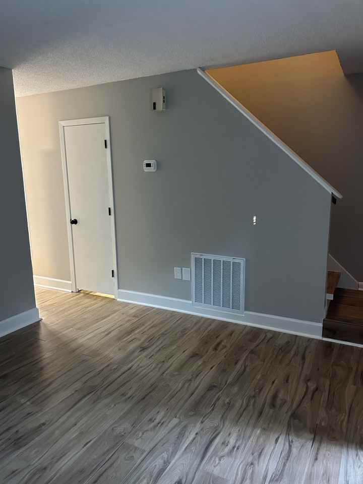311 Emerald Dr #311 - Photo 5 of 17