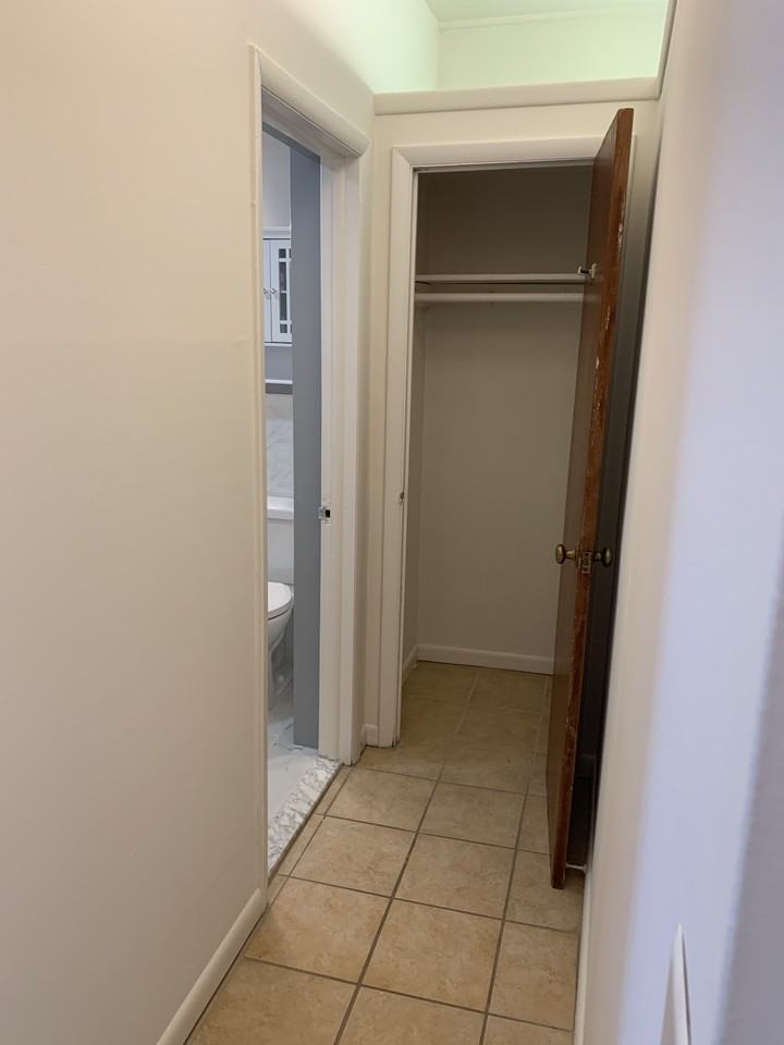 27 Oakland Ave #1B - Photo 2 of 16