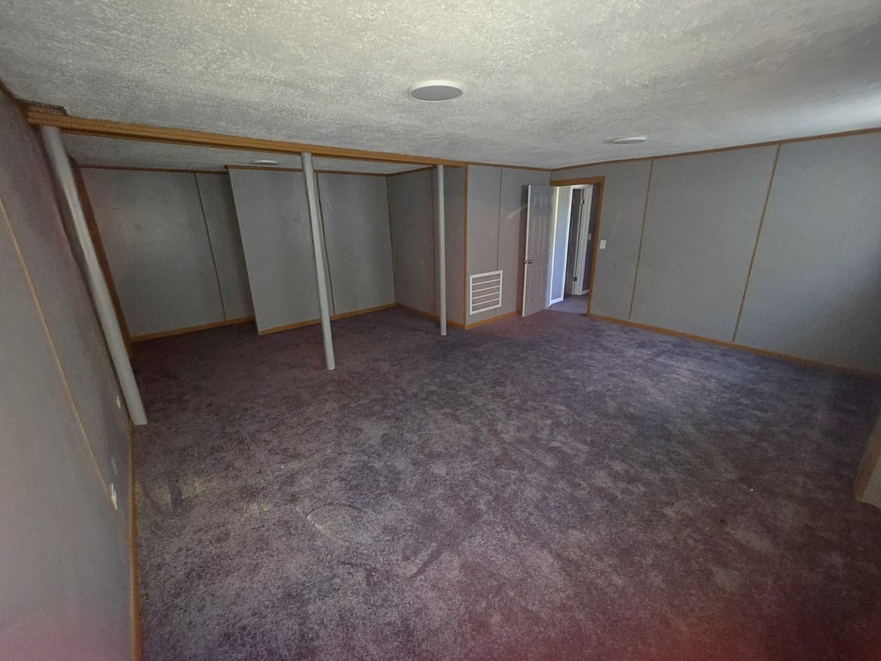 1424 Carousel Rd #NA - Photo 4 of 20