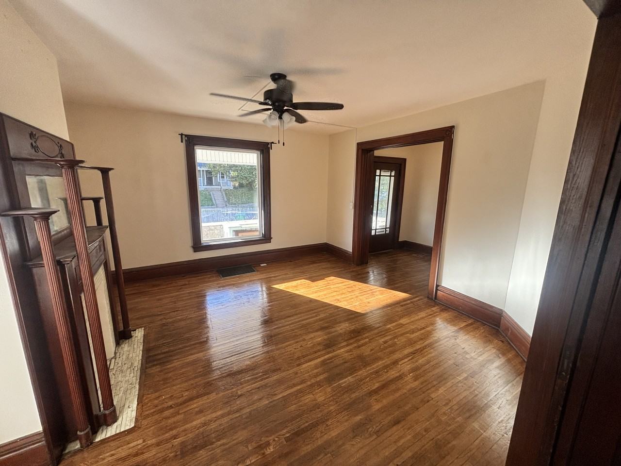 Garfield Ave #1024 - Photo 3 of 9