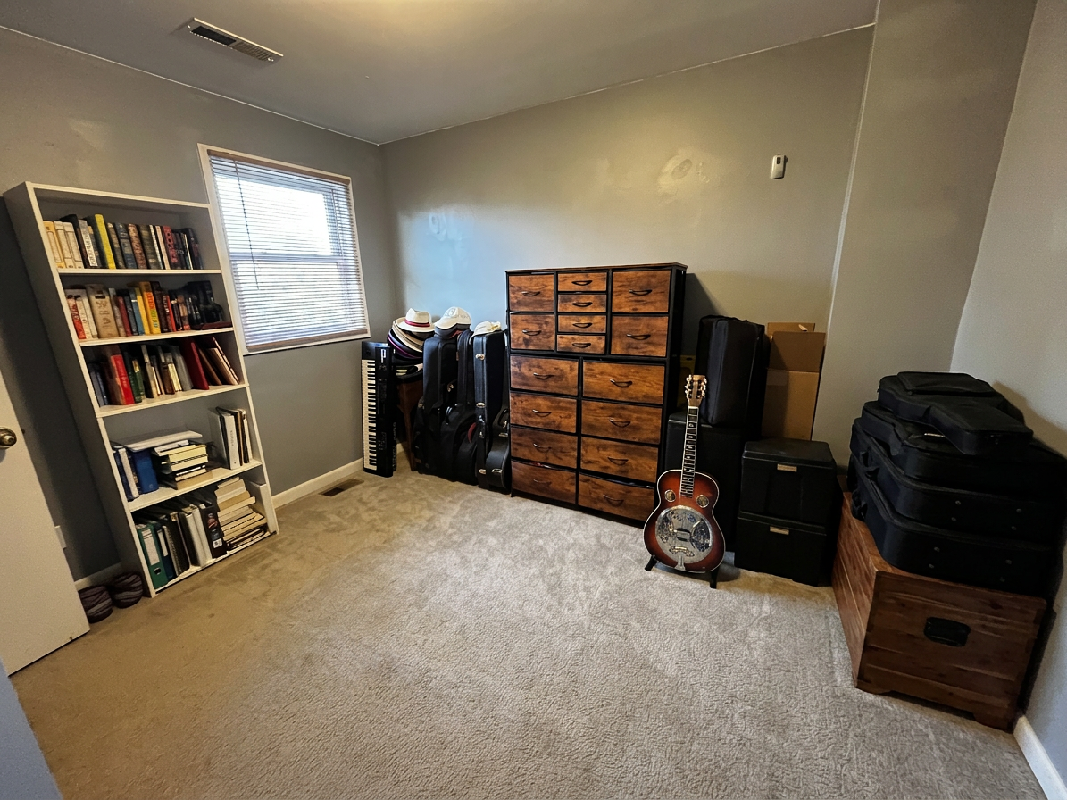 1295 Mahone St #2 - Photo 3 of 11