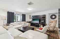 314 Ne 85th St #NA - Photo 1 of 1