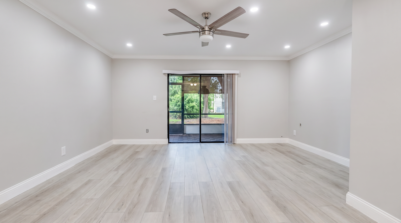121 Springwood Cir #A - Photo 2 of 28