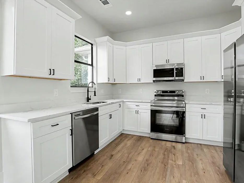 1021 Center St #NA - Photo 4 of 6