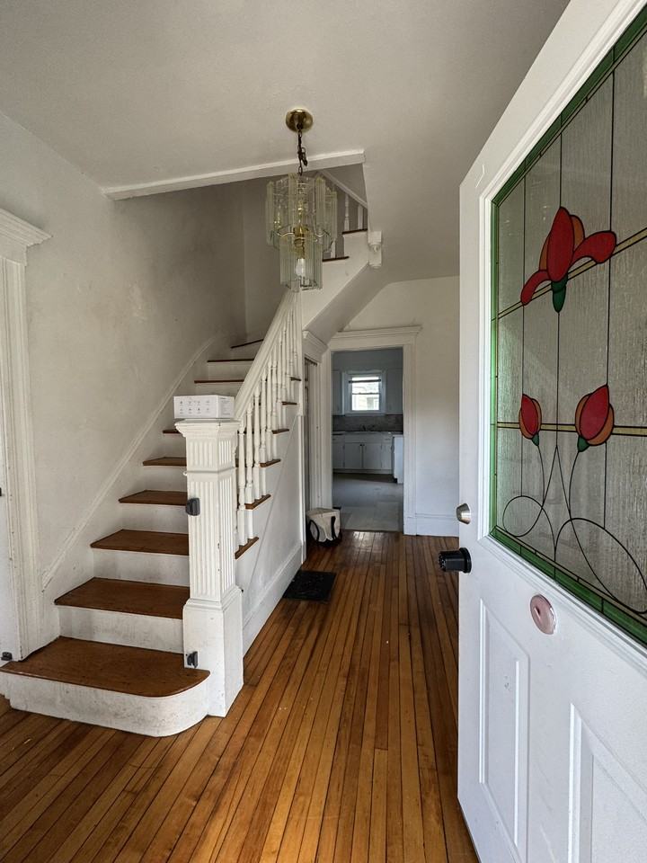 23 Myrtle St #1 - Photo 4 of 14