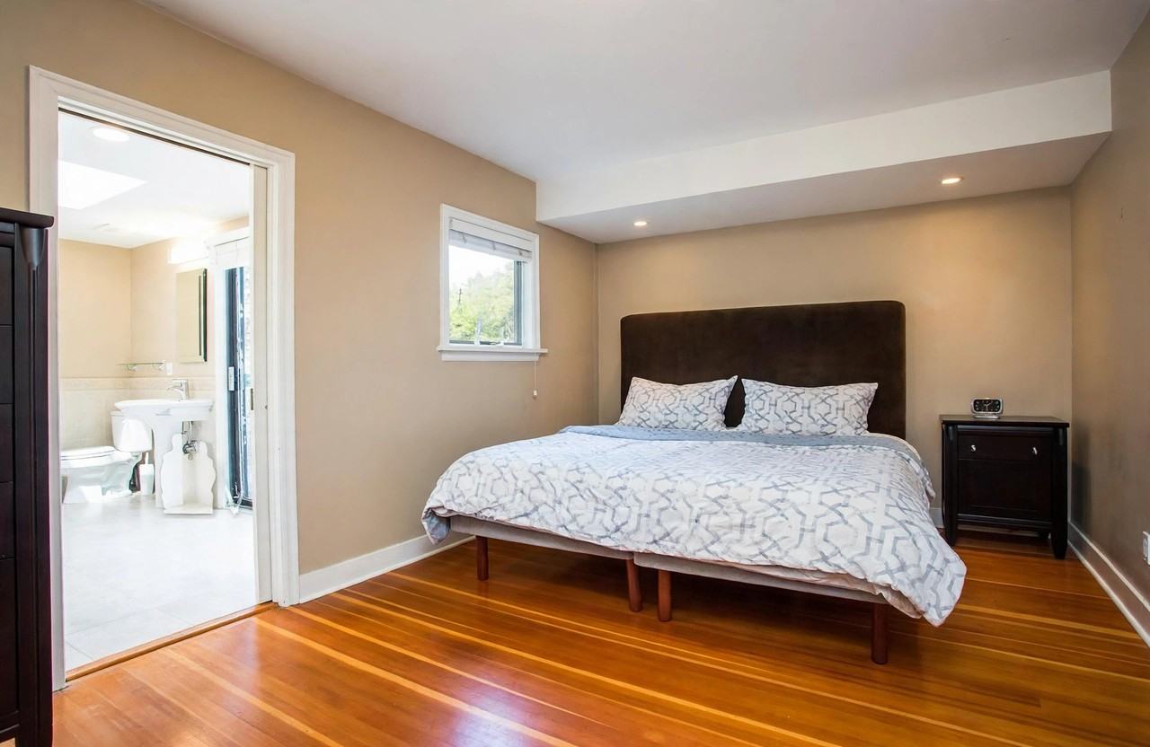 3877 West Broadway - Photo 3 of 20