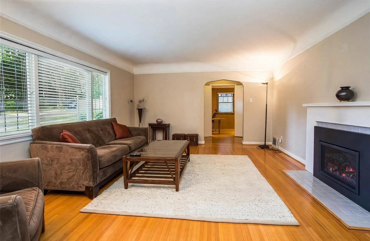 3877 West Broadway - Photo 5 of 20