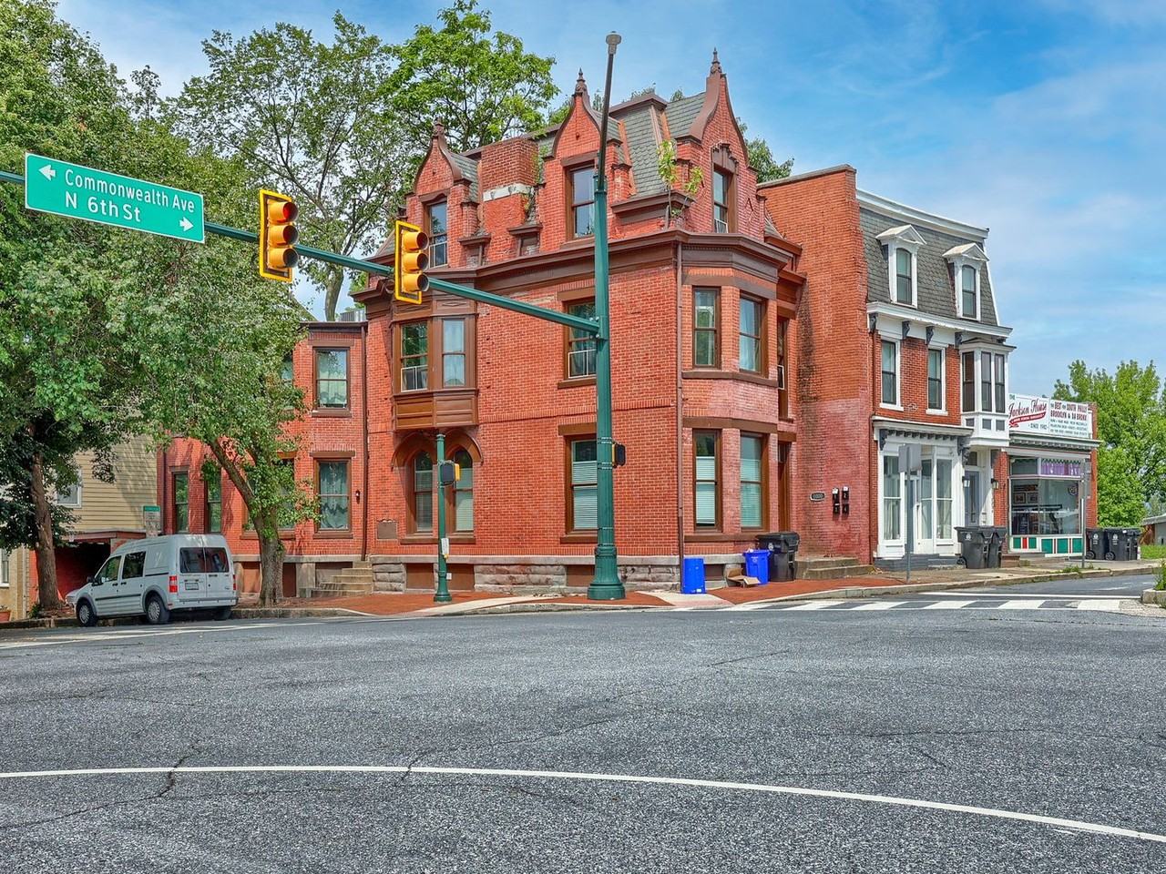1000 N 6th Street - Photo 2 of 36