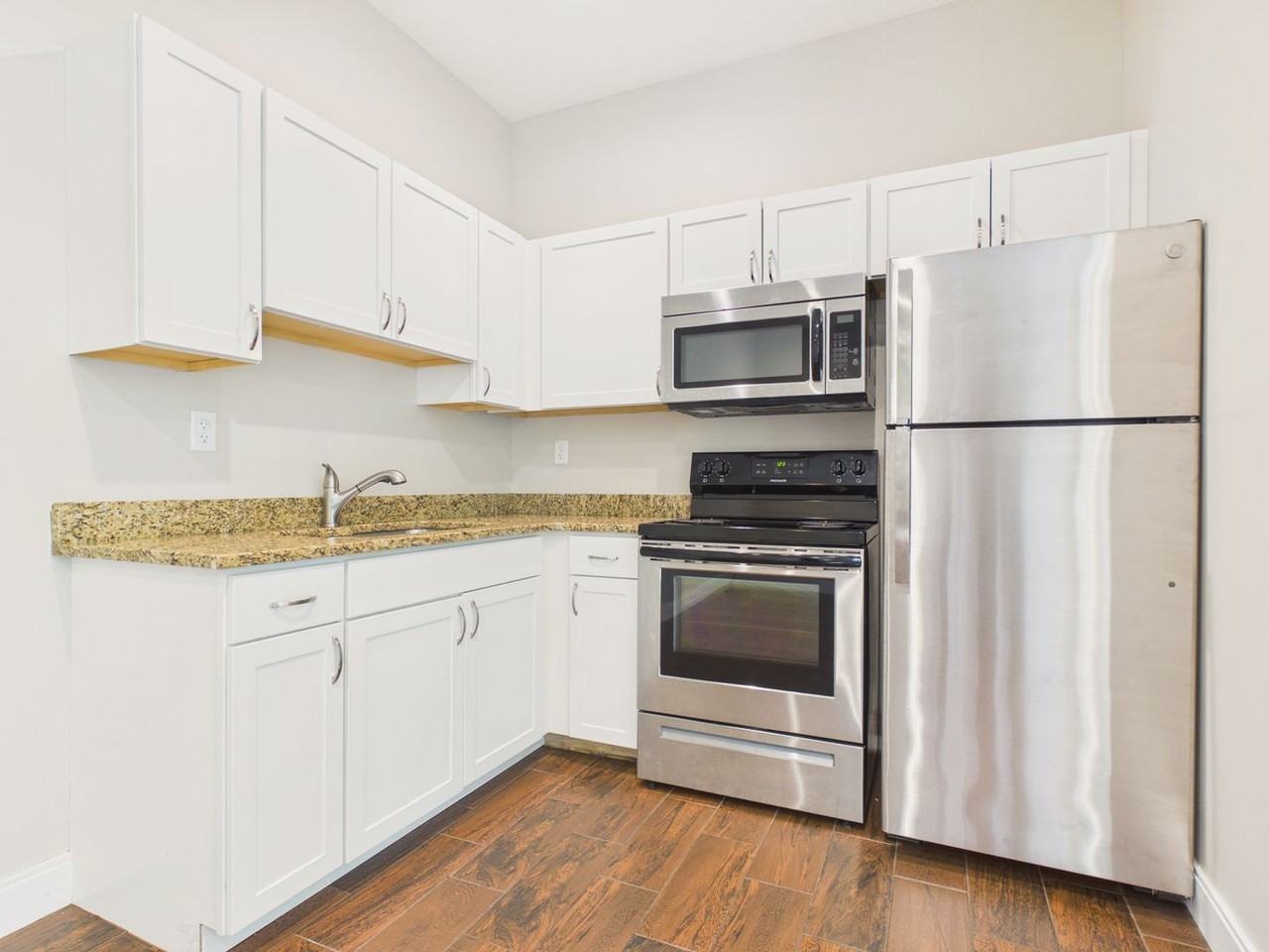 1000 N 6th Street - Photo 3 of 36