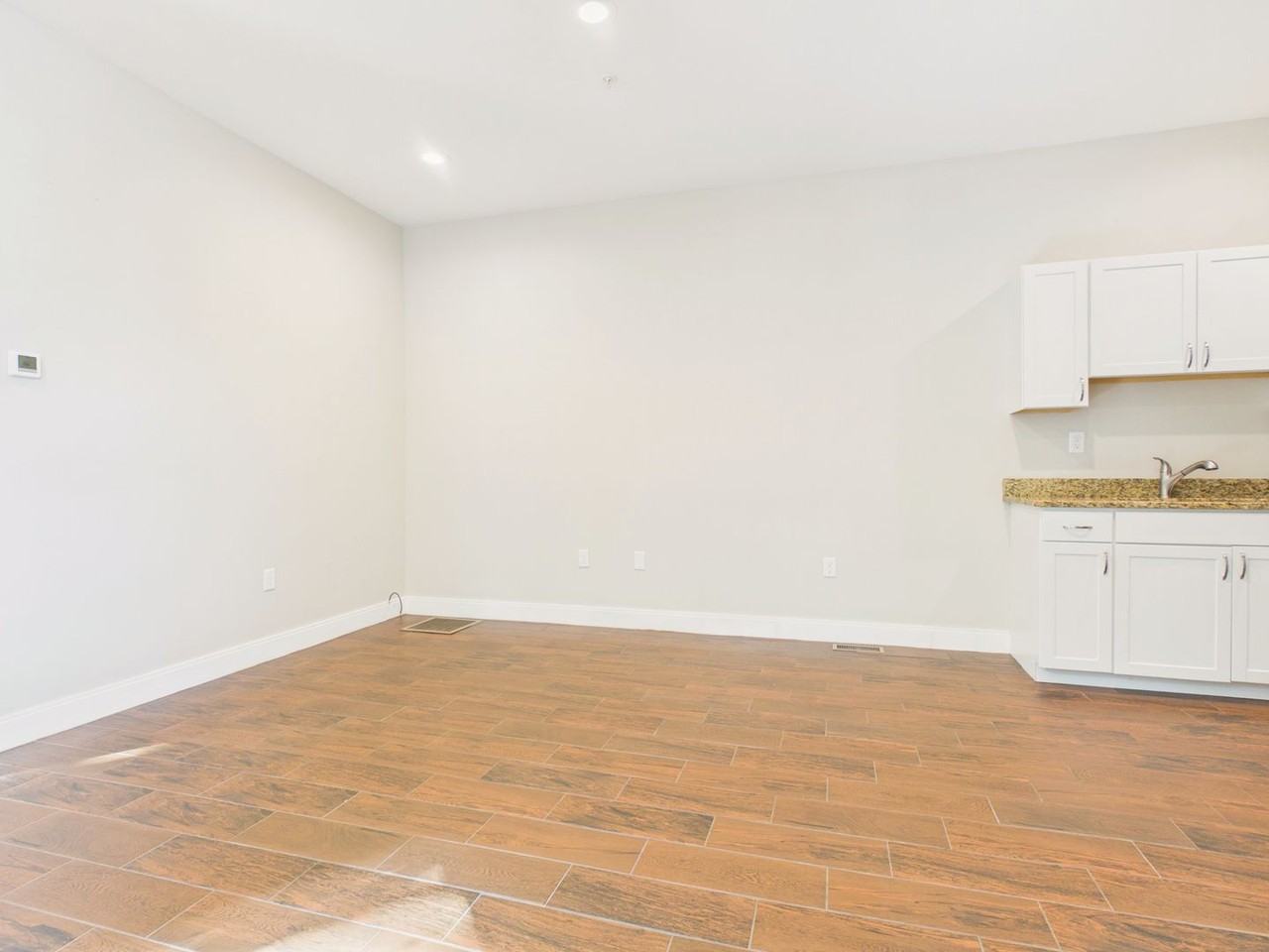 1000 N 6th Street - Photo 7 of 36