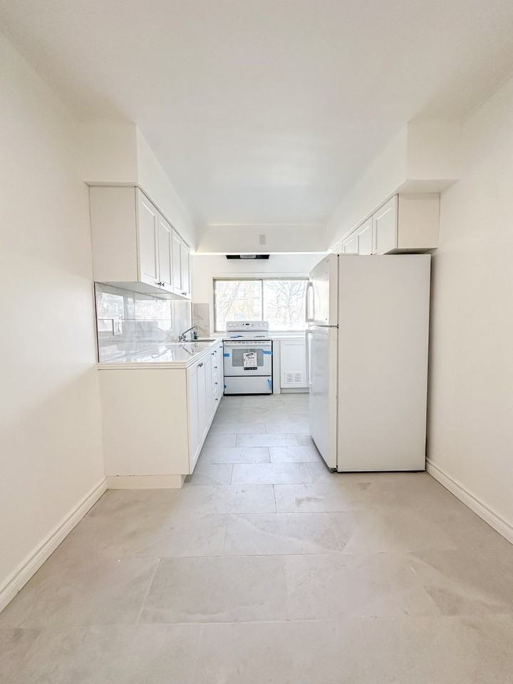 475 Boul Galland - Photo 7 of 8