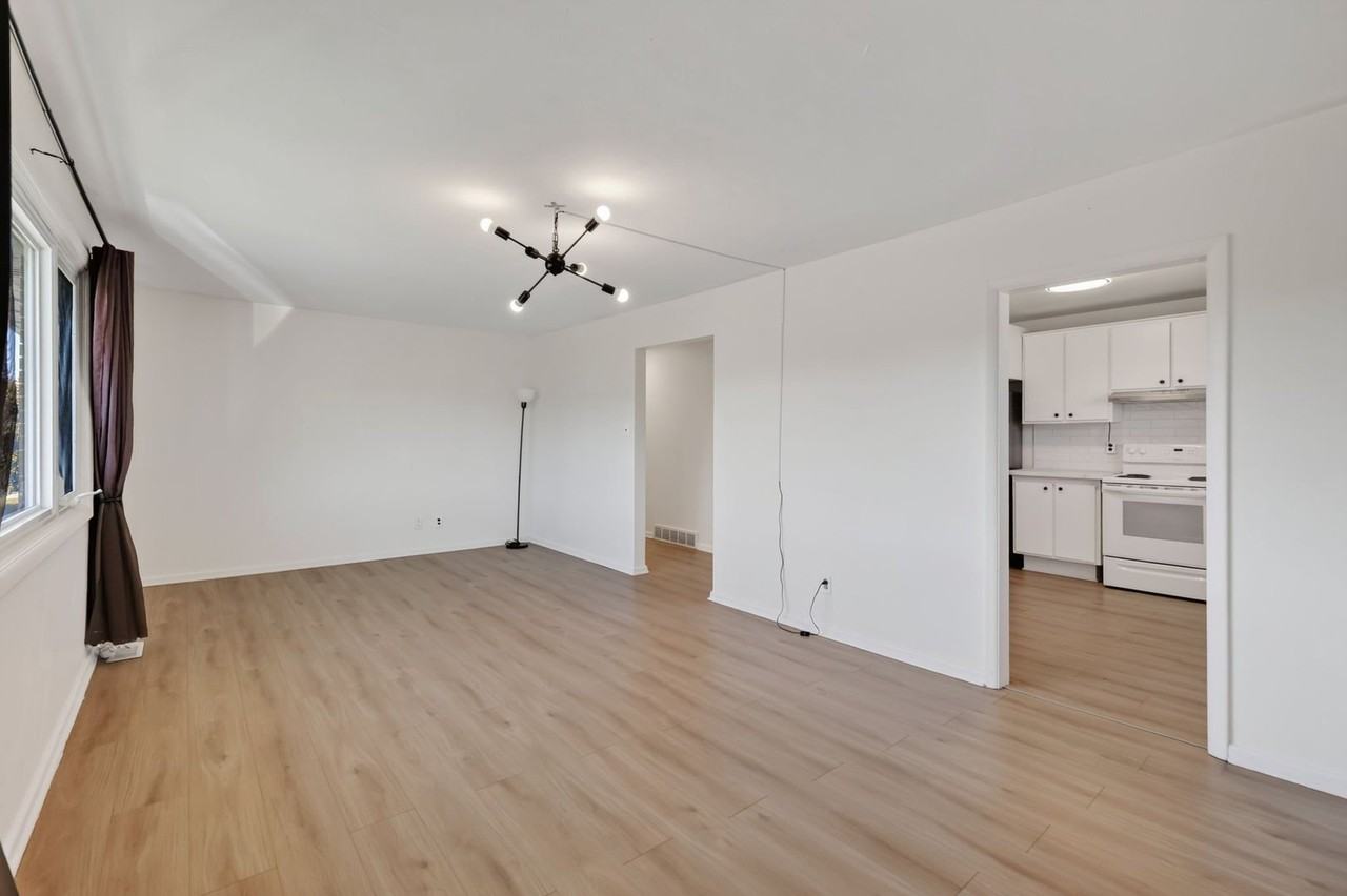 1132 Clyde Ave - Photo 6 of 20
