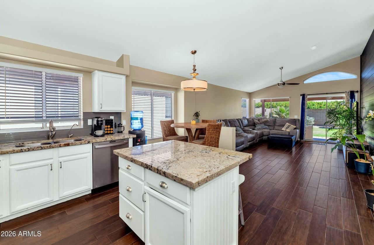22417 N 19th Way - Photo 5 of 24