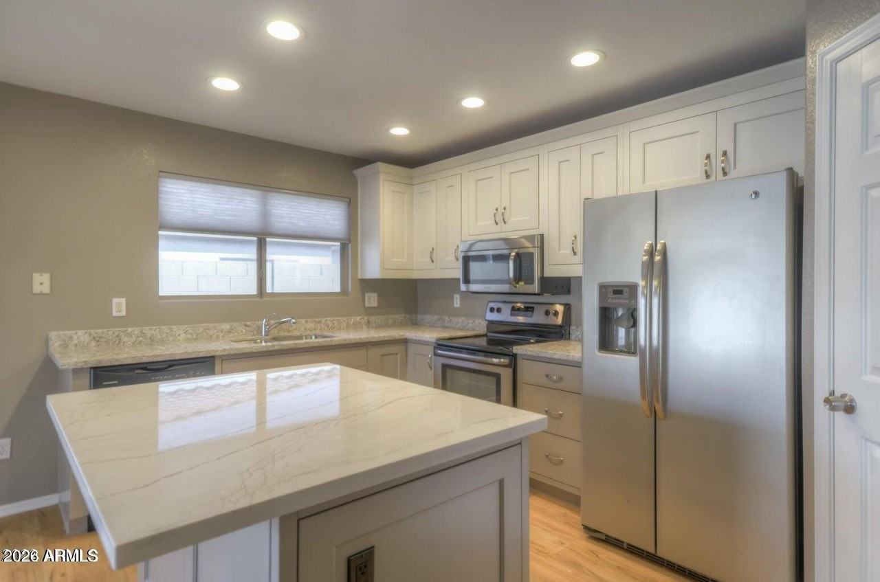 1348 S Mosley Ct
