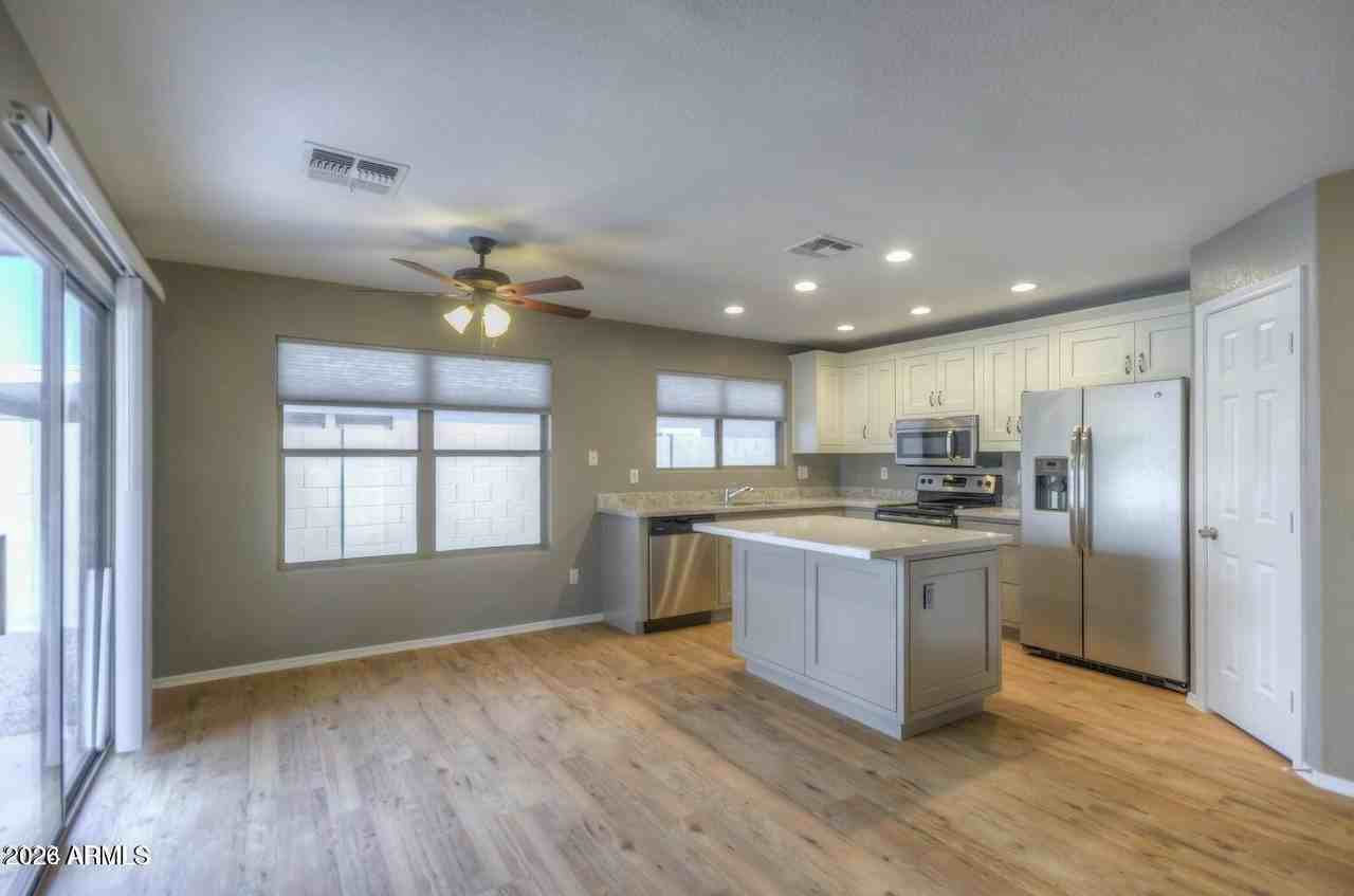 1348 S Mosley Ct - Photo 5 of 26