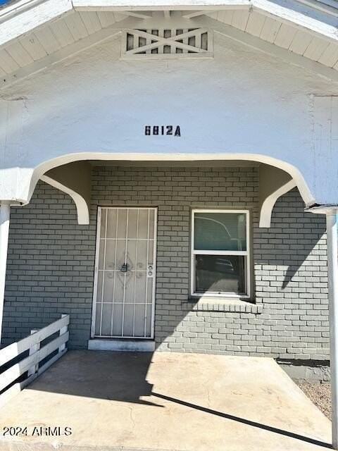 6812 N 23rd Ave #B - Photo 2 of 8