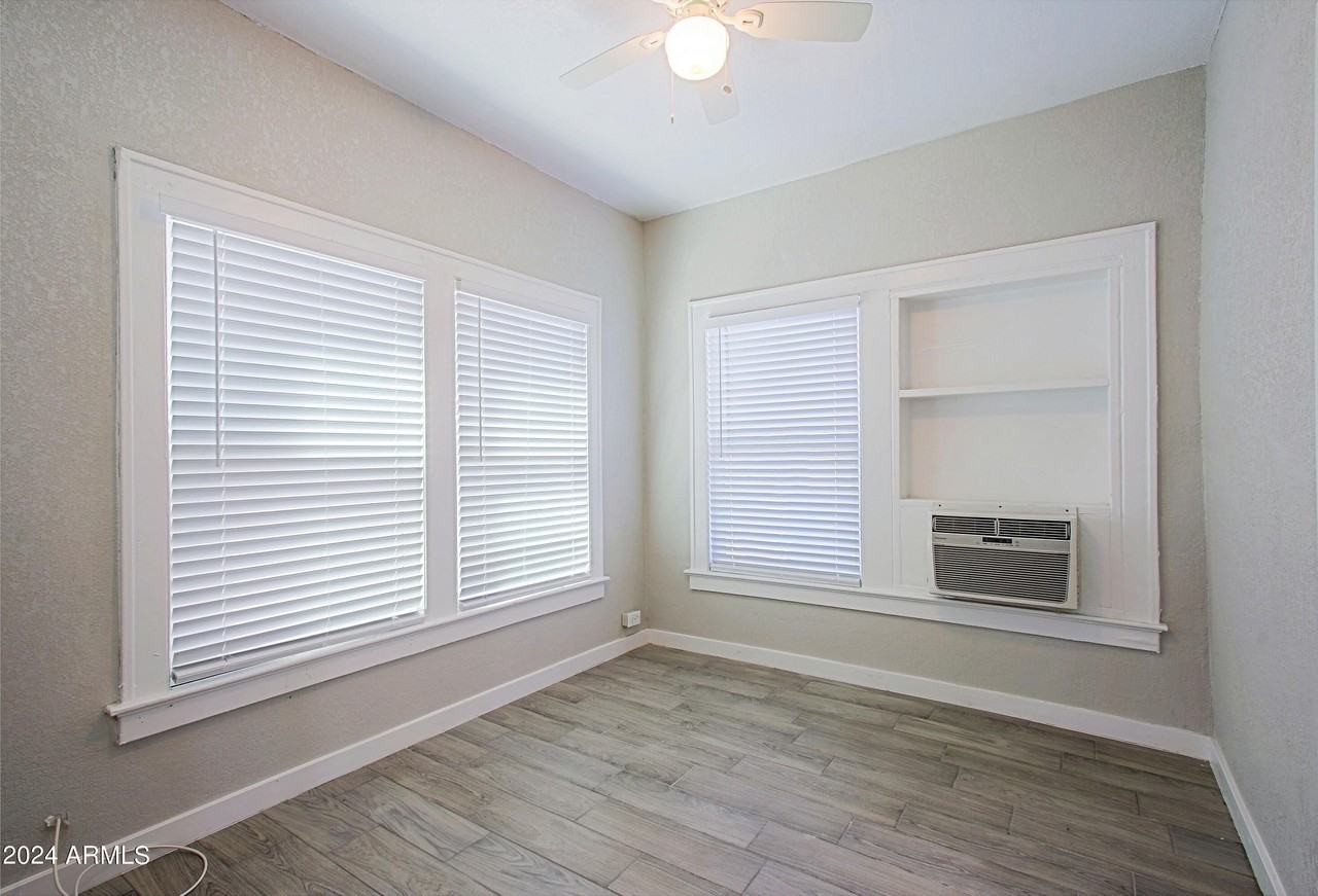 6812 N 23rd Ave #B - Photo 7 of 8