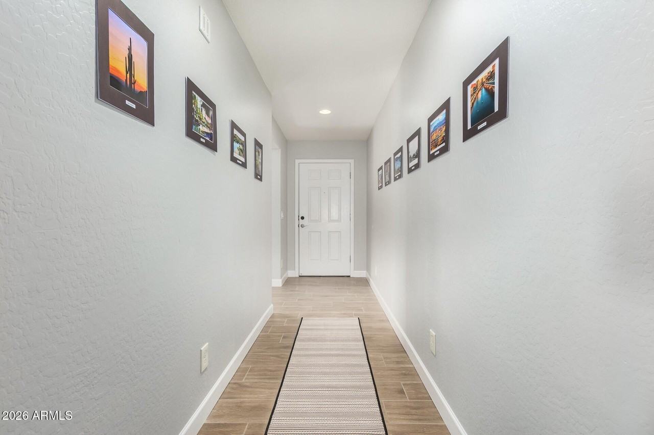 18221 W Pueblo Ave - Photo 4 of 39