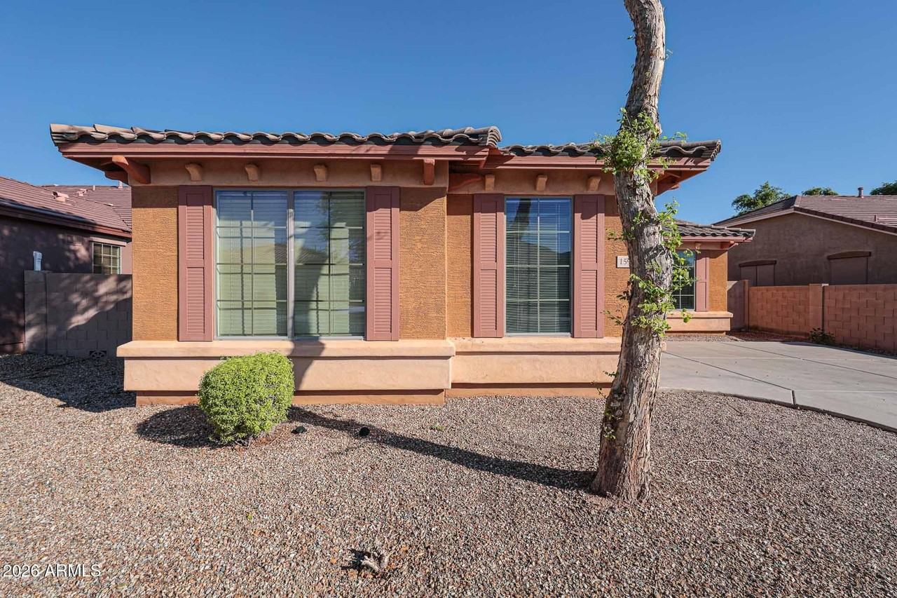 15988 W Yavapai St - Photo 2 of 30