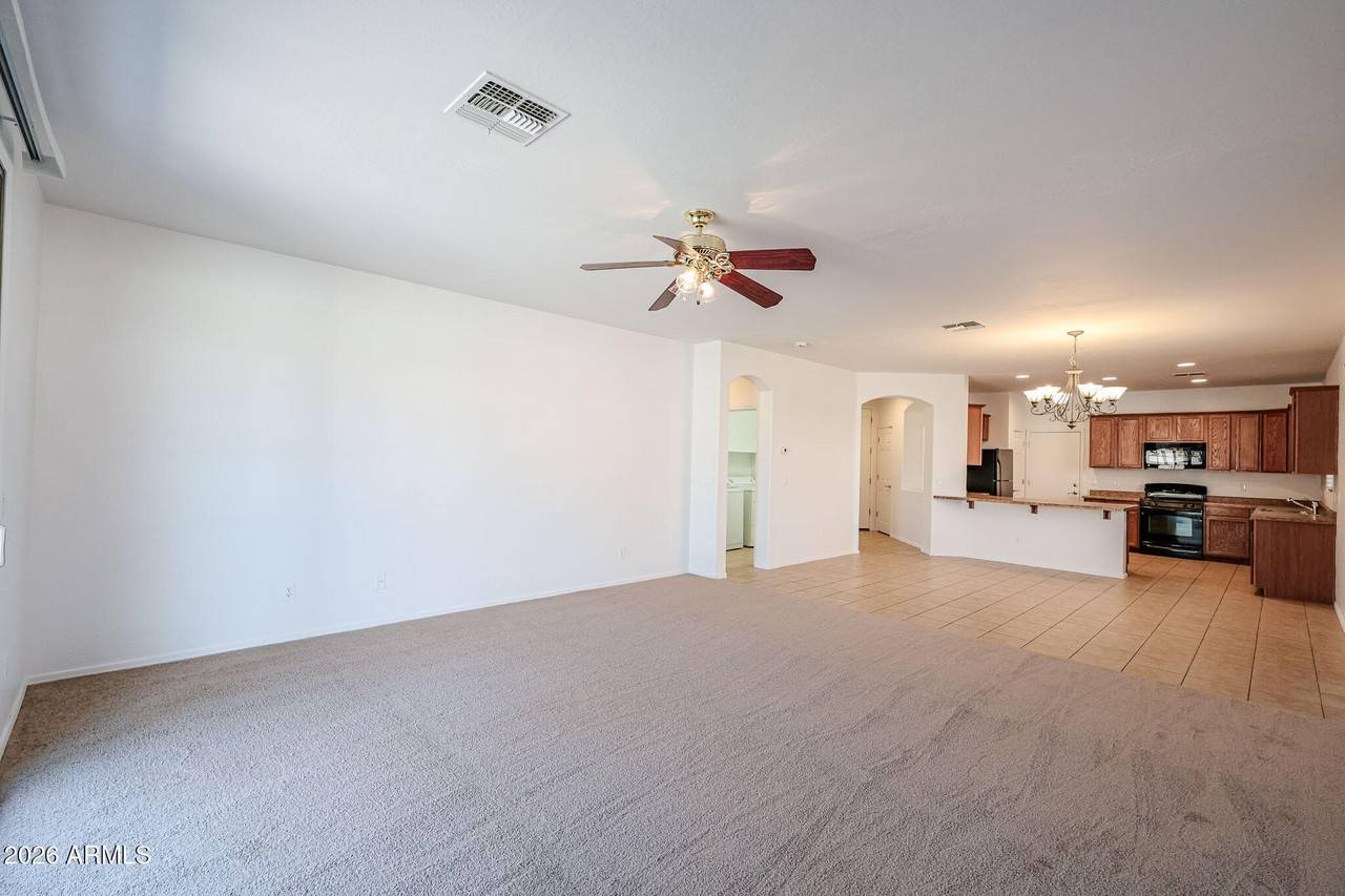 15988 W Yavapai St - Photo 6 of 30
