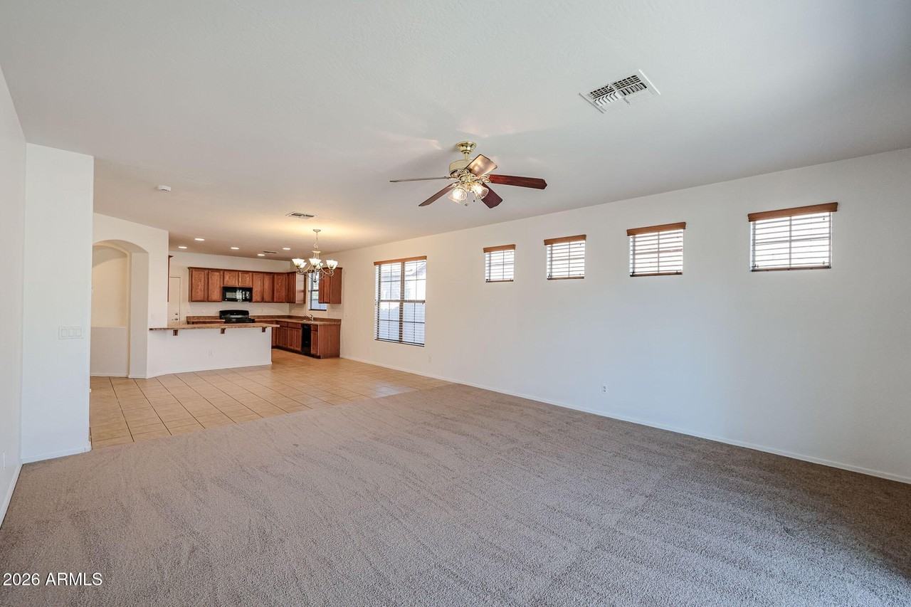 15988 W Yavapai St - Photo 7 of 30