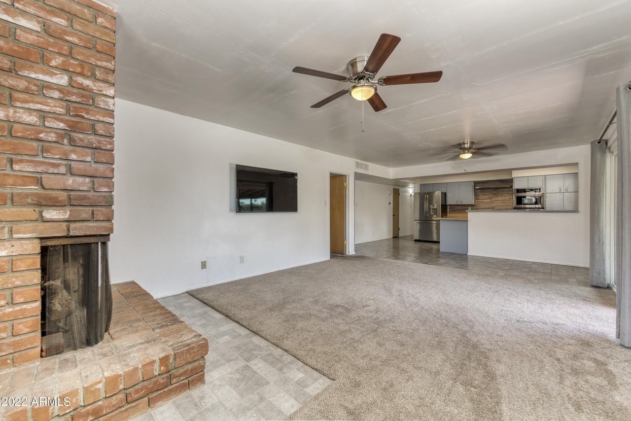 201 W Alameda Dr - Photo 4 of 23