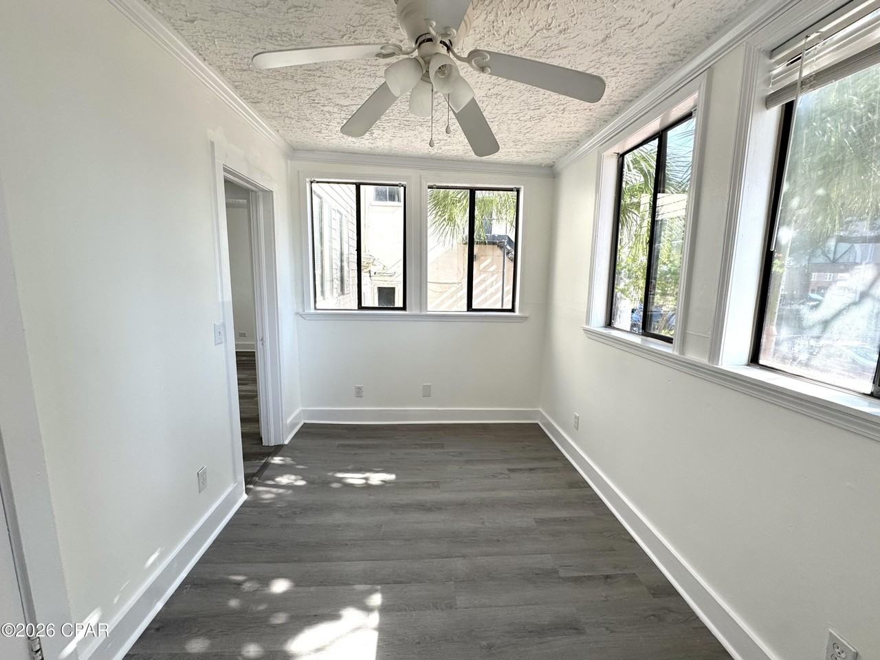 422 Magnolia Ave #1 - Photo 3 of 10