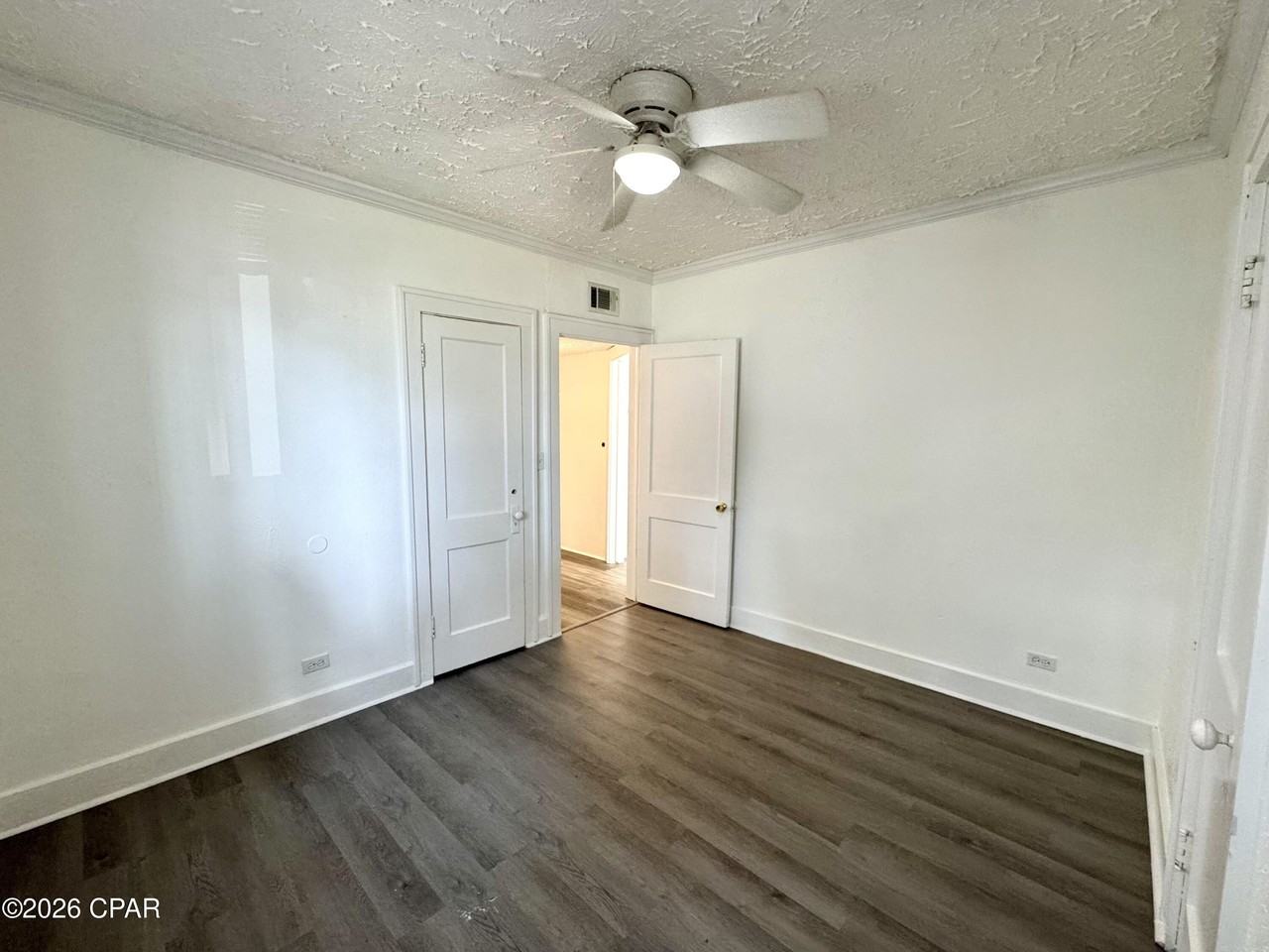 422 Magnolia Ave #1 - Photo 7 of 10