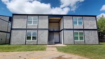 featured image of 806 Oran Cir #A