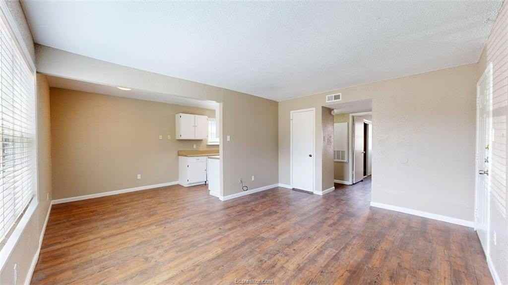 806 Oran Cir #A - Photo 3 of 23
