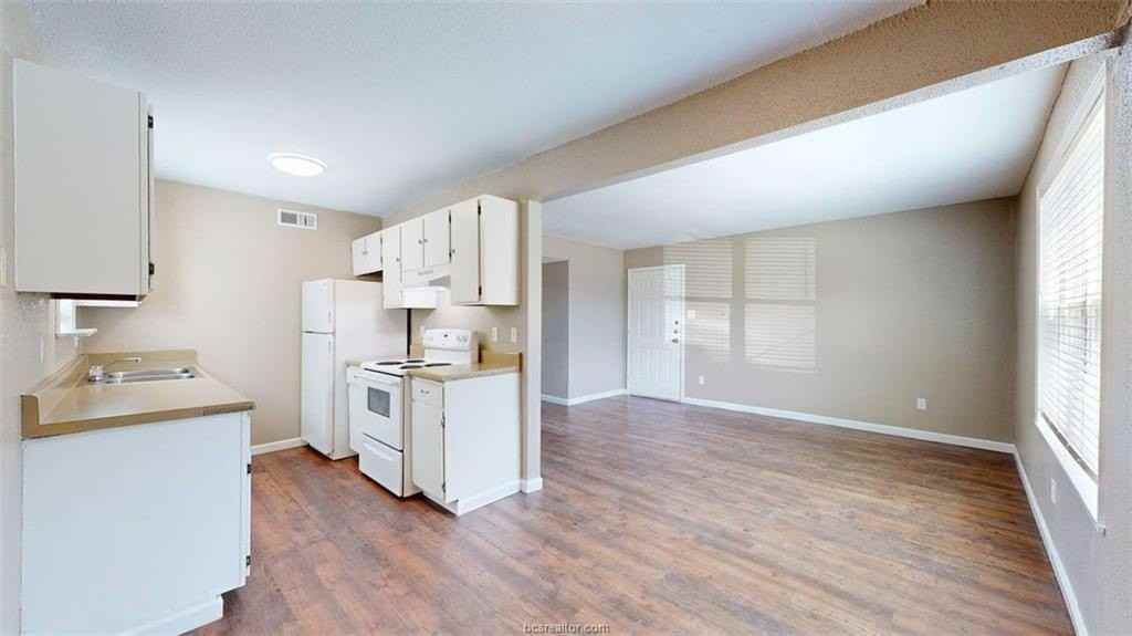 806 Oran Cir #A - Photo 7 of 23