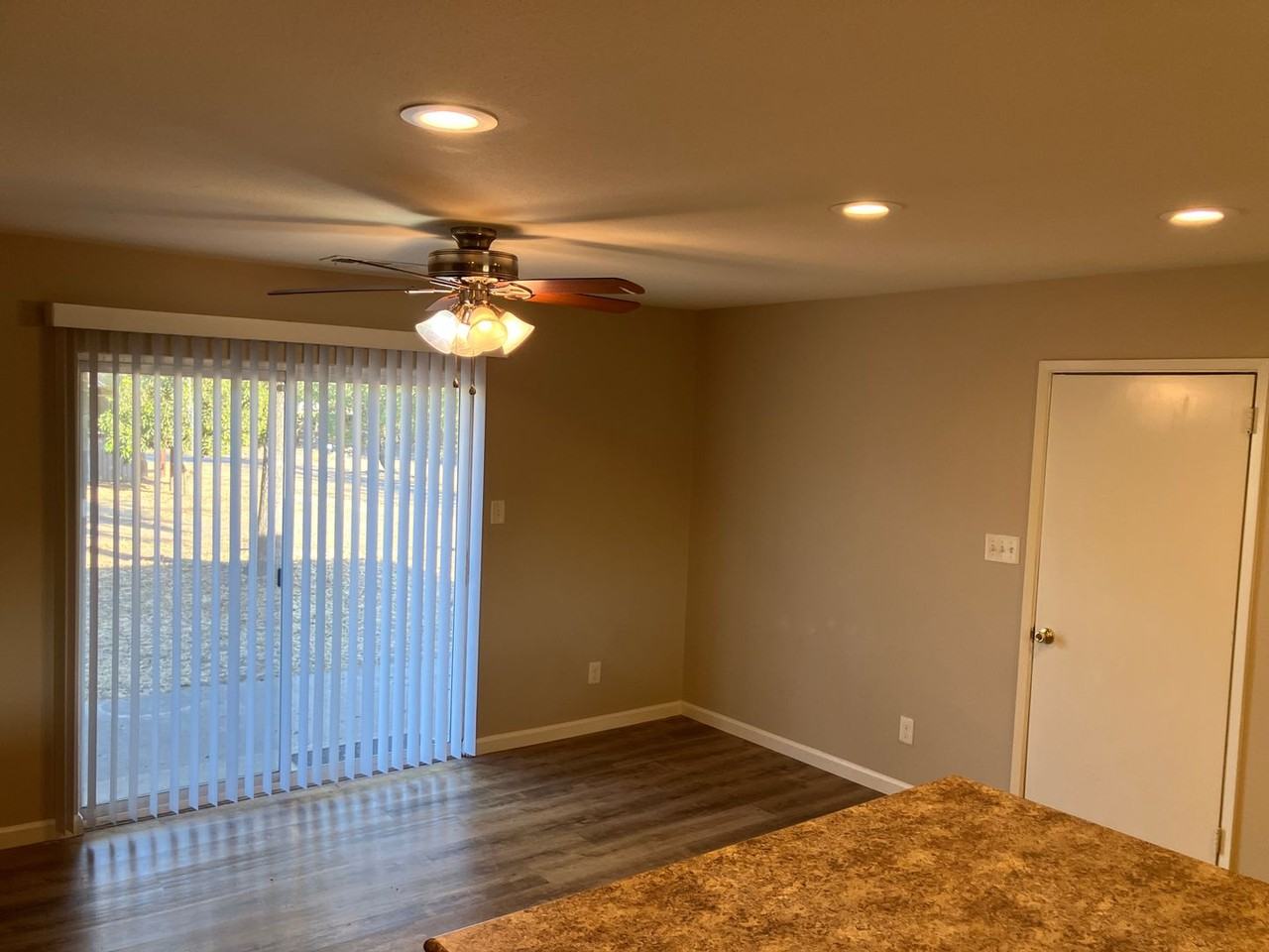 17168 Seidner Ave - Photo 6 of 17